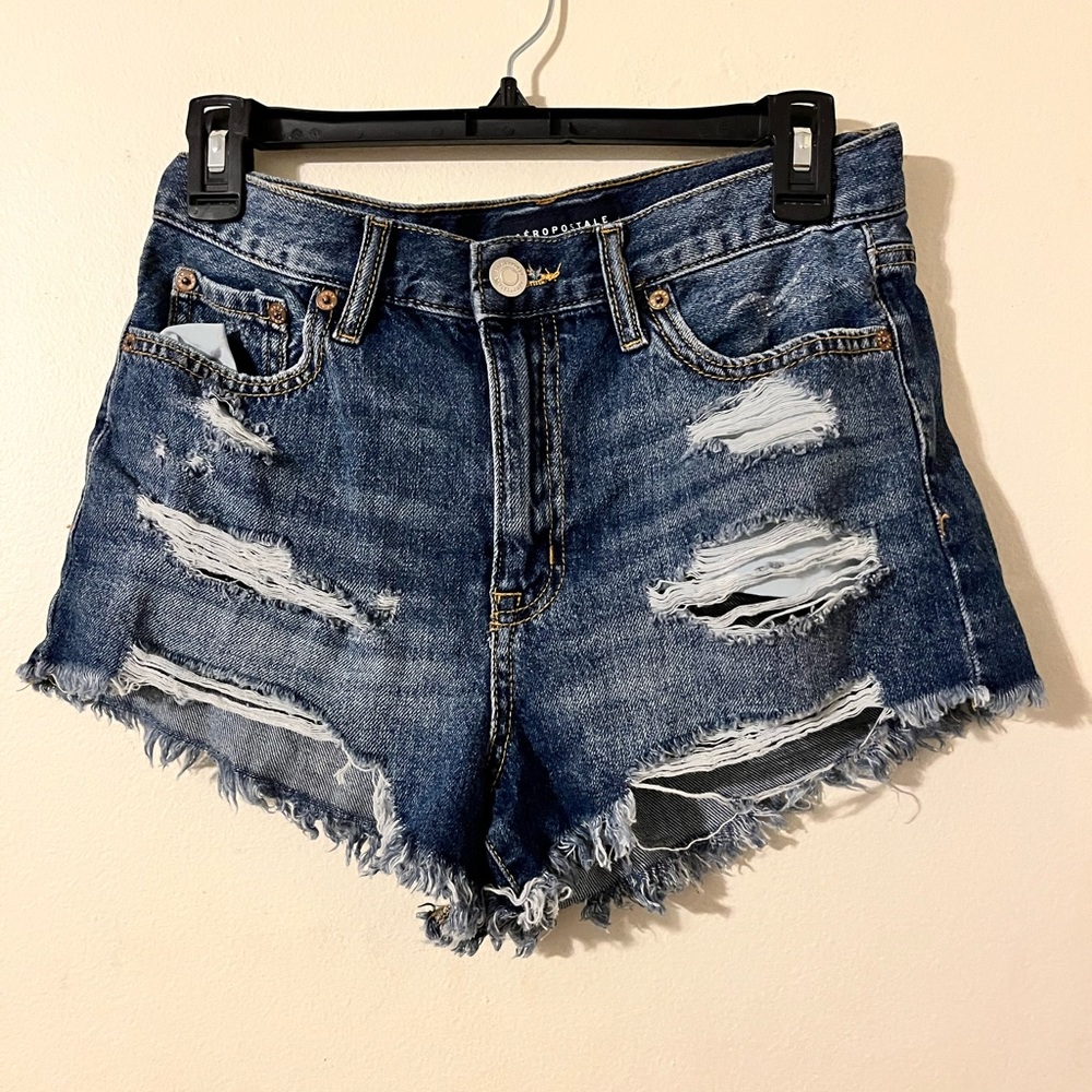 Aeropostale high rise short